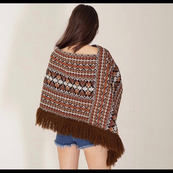 Retro vibes Poncho - Picture 2 of 2